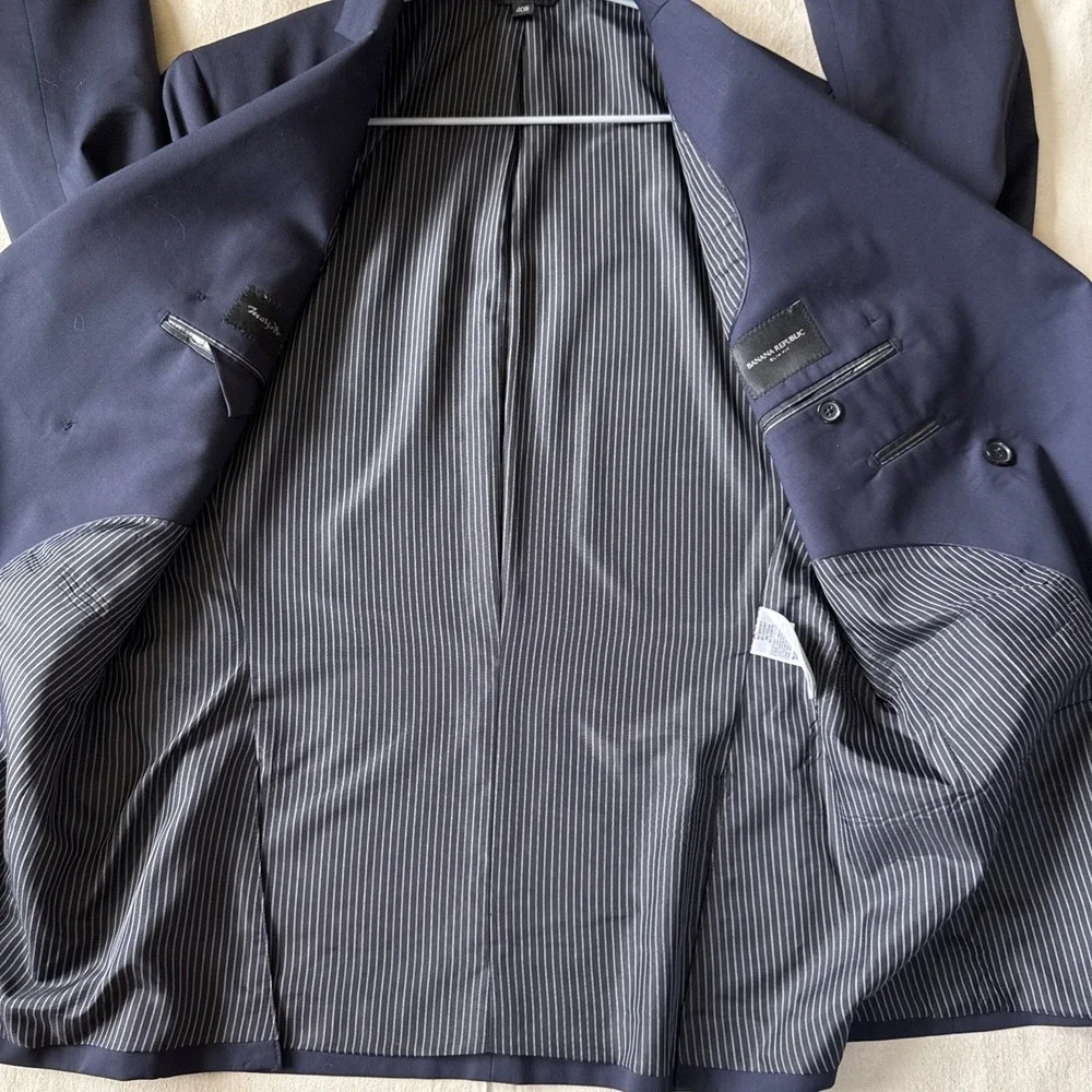 Banana Republic Double Breasted 40S Navy Blue Marzotto Wool Slim Blazer
